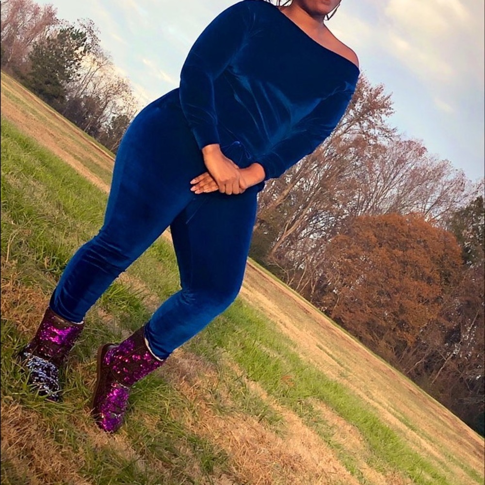 Womens Velour Jumpsuit ((SOLD))